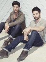 Dan + Shay feature rescued animals in new video