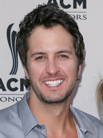 Luke Bryan says the Super Bowl is his next goal