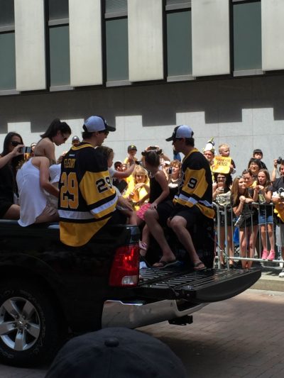 Stanley Cup parade provides electric atmosphere