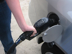 Gas Prices Fall Slightly