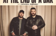 <div>Chris Young & Mitchell Tenpenny Go from the End of Bar to the Number-One Spot</div>